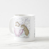 家マウスのDesigns®のマグ コーヒーマグカップ (正面左)