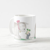 家マウスのDesigns®のマグ コーヒーマグカップ (正面左)