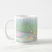 家マウスのDesigns®のマグ コーヒーマグカップ (左)