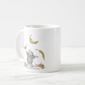 家マウスのDesigns®のマグ コーヒーマグカップ (正面左)