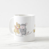 家マウスのDesigns®のマグ コーヒーマグカップ (正面左)