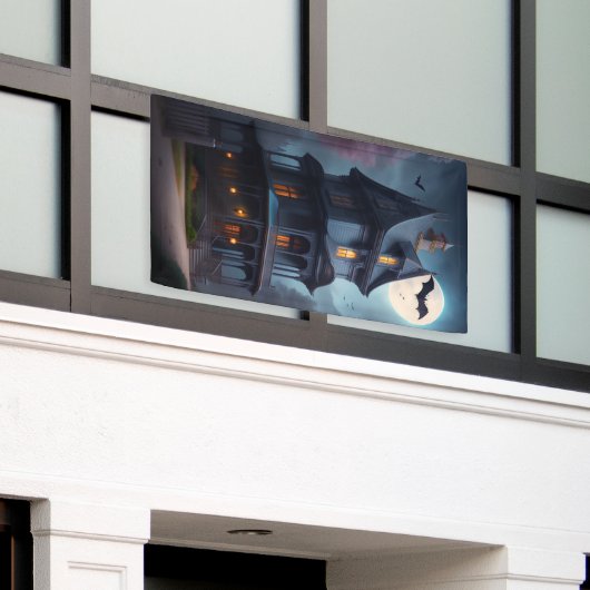 家幽霊のよく出る 横断幕 (ビルの外側)