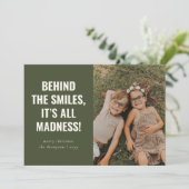 家族おもしろいのクリスマスカード | オリーブミニマルグリーン シーズンカード (スタンド正面)