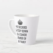 家族おもしろいの一員として辞任す王室のる カフェラテマグ (左アングル)