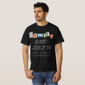 家族がマヨネーズを巡って議論を展開する Tシャツ (正面フル)