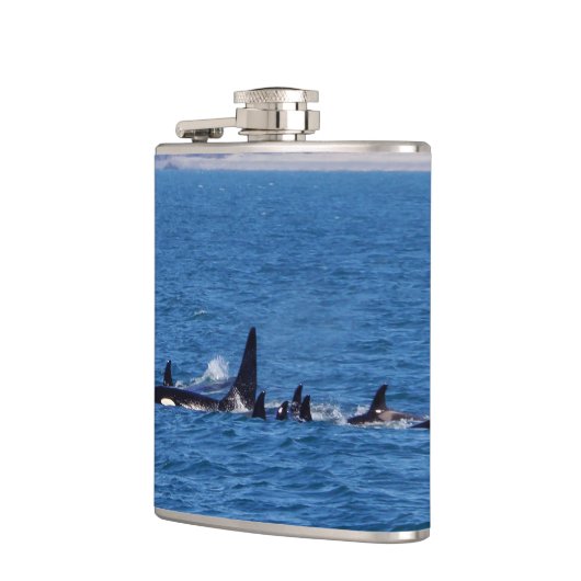 家族が結束する フラスク (左)