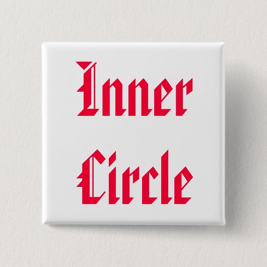 家族だけ側近グループです 缶バッジ (正面)