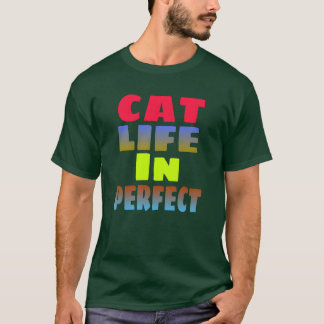 家族でのネコの生活 Tシャツ