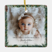 家族としての私たちの初めてのクリスマス2写真 セラミックオーナメント (正面)