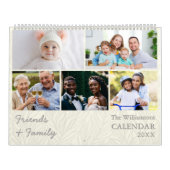 家族と友人の写真クリームパーソナライズされた カレンダー (カバー)