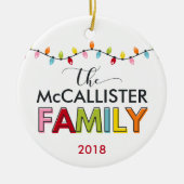 家族のクリスマスカラフル記念写真 セラミックオーナメント (正面)