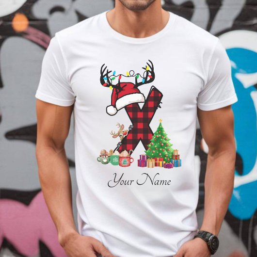 家族のモノグラムのクリスマスは名前でパーソナライズ Tシャツ