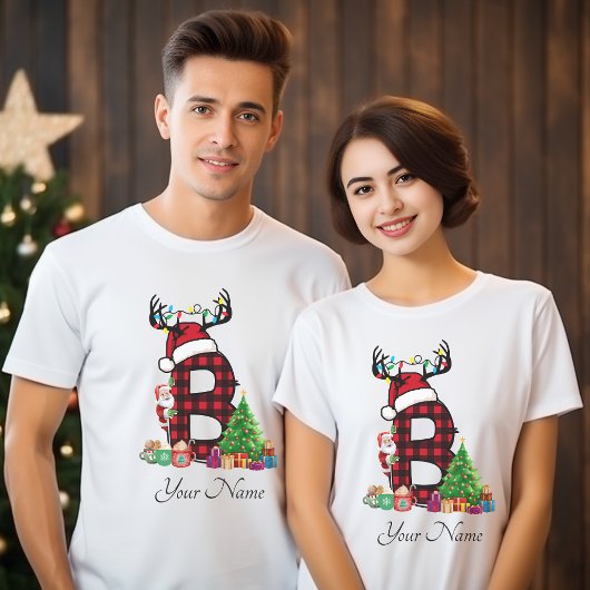 家族のモノグラムのクリスマスは名前でパーソナライズ Tシャツ