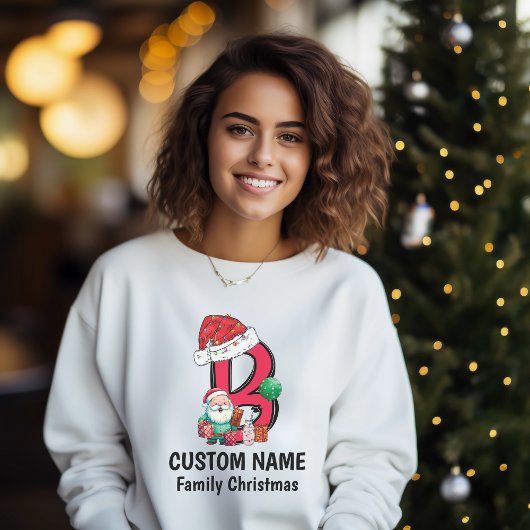 家族のモノグラムのクリスマスは名前でパーソナライズ Tシャツ