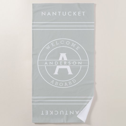 家族のモノグラムの航海のなビーチハウスの海の塩の灰色 ビーチタオル (正面)