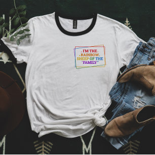 家族のレインボー・ヒツジ おもしろいプライド Tシャツ