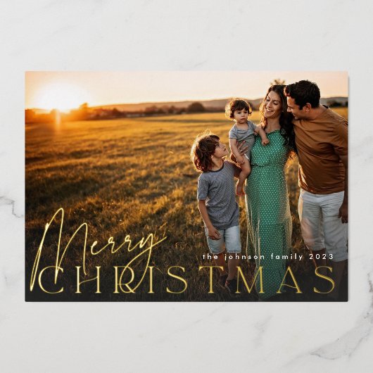 家族の写真で最も幸せなクリスマスフォト金ゴールド 箔シーズンカード (正面)