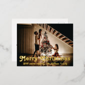 家族の写真と一緒にクリスマスを祝う 箔シーズンポストカード (正面/裏面)