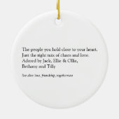 家族の写真と定義 現代の楽しみ セラミックオーナメント (裏面)