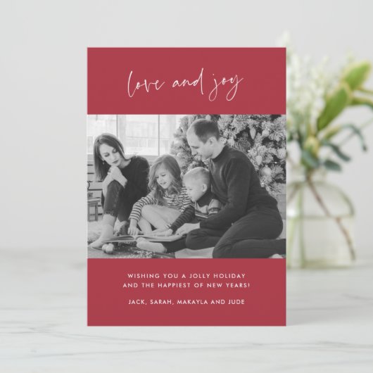 家族の写真の愛と喜び赤い格子模様クリスマスカード シーズンカード (スタンド正面)