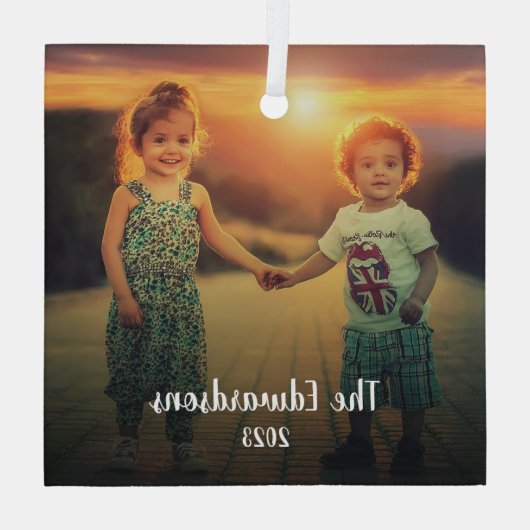 家族の写真を個人的なクリスマスに作成する ガラスオーナメント (裏面)