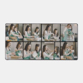 家族の写真を8つの写真コラージュに追加 デスクマット (正面)