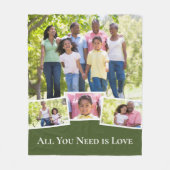 家族の写真コラージュあなたが必要とするすべてはLove Green フリースブランケット (正面)