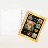 家族の写真コラージュのモノグラムを作成する プランナー手帳 (ディスプレー)