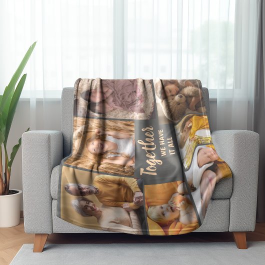 家族の写真コラージュの茶色の一緒に持っている フリースブランケット