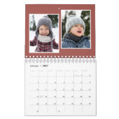 家族の写真コラージュ素朴なテラコッタモノグラム カレンダー (1月 2027)