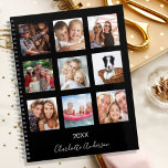 家族の写真コラージュ黒モノグラム2024 プランナー手帳<br><div class="desc">お母さんユニークや奥さんや自分の贈り物として自分の家族の写真コラージュを作りなさい。家族、友達、夢の旅お気に入りの行先またはペットの写真の4、9を使用！名前と年をパーソナライズして追加。名前は手書文字のスタイルスモダンクリプト付き。黒い背景、白い文字。</div>