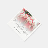 家族の写真モダンオーバーレイのスクリプトメリークリスマス スタンダードカクテルナプキン (角)