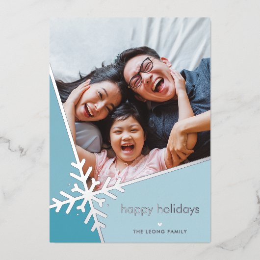 家族の写真モダン休日の雪のフレーク青 箔シーズンカード (正面)