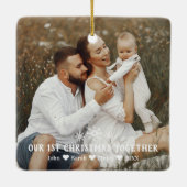 家族の初めてのクリスマスが一緒に雪の結晶の写真 セラミックオーナメント (裏面)