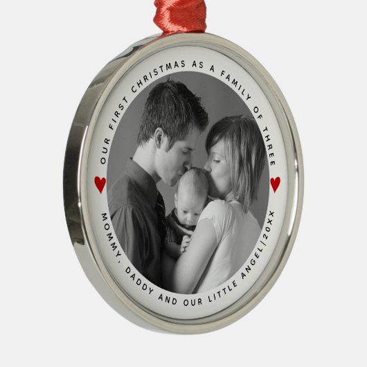 家族の初めてのクリスマスの赤いハート写真M メタルオーナメント (右)