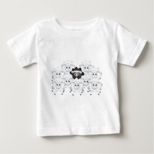 家族の可愛い黒い羊 ベビーTシャツ