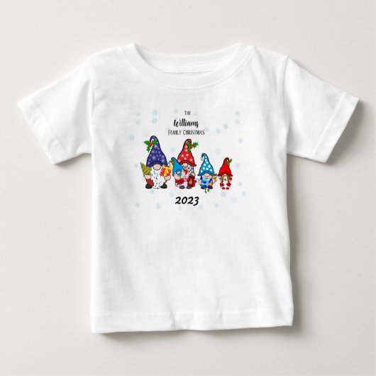 家族の名前が入った赤ちゃんのノームズ 男の子 赤ちゃん ベビーTシャツ (正面)