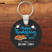 家族の名前と年で幸せな感謝祭 キーホルダー (正面)