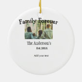 家族の名前を追加する写真年の素朴なヴィンテージ セラミックオーナメント (裏面)
