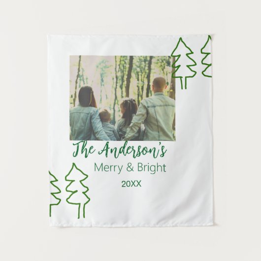 家族の名前グリーンクリスマスツリーの写真モダン タペストリー (正面)
