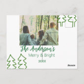 家族の名前グリーンクリスマスツリーの写真モダン ポストカード (裏面)