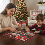 家族の名前5フォトコラージュ赤いプレイドモダン ジグソーパズル<br><div class="desc">家族の名前5フォトコラージュ赤いプライドモダンジグソーパズルは、赤い格子模様の背景にお気に入りのは、あなたの家族の名前とパーソナライズされたあなたの写真の写真の5つエレガントのコラージュを白いスクリプトで特徴づけ。提供されている文字・ボックスで文字を編集してパーソナライズ。誕生日、クリスマス、母の日、父の日、祖父母、妹、兄弟、いとこ最高のこ、友達などに最適。写真のヒント： Zazzleにアップロードする前に写真を中心に。©Evco Studio www.zazzle.com/store/evcostudioによる設計</div>