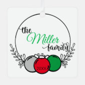 家族の名前Photo and Year Christmas Keepsake メタルオーナメント (正面)