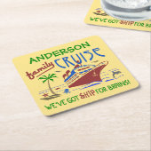 家族の巡航の休暇のおもしろいな船|の名前をカスタムする スクエアペーパーコースター (アングル)