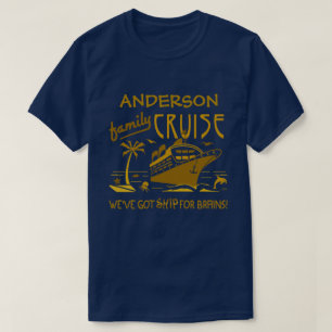 家族の巡航の休暇のおもしろいな船 の名前をカスタムするV2 Tシャツ