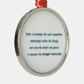 家族の引用文 – 姉妹は恐らく最もコンパクト… メタルオーナメント (右)