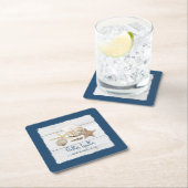 家族の懇親会が海辺の貝殻を集める スクエアペーパーコースター (インサイチュ)