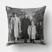 家族の歩く クッション (裏面)