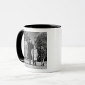 家族の歩く マグカップ (正面左)