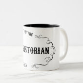 家族の歴史家 ツートーンマグカップ (正面右)